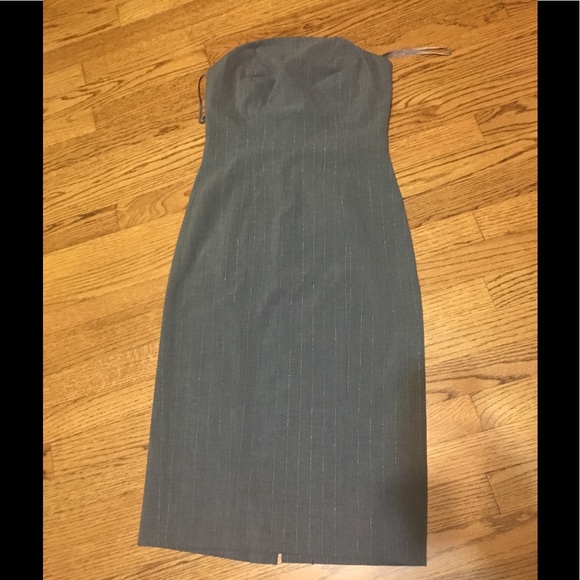 Express strapless bodycon midi dress - Picture 2 of 8